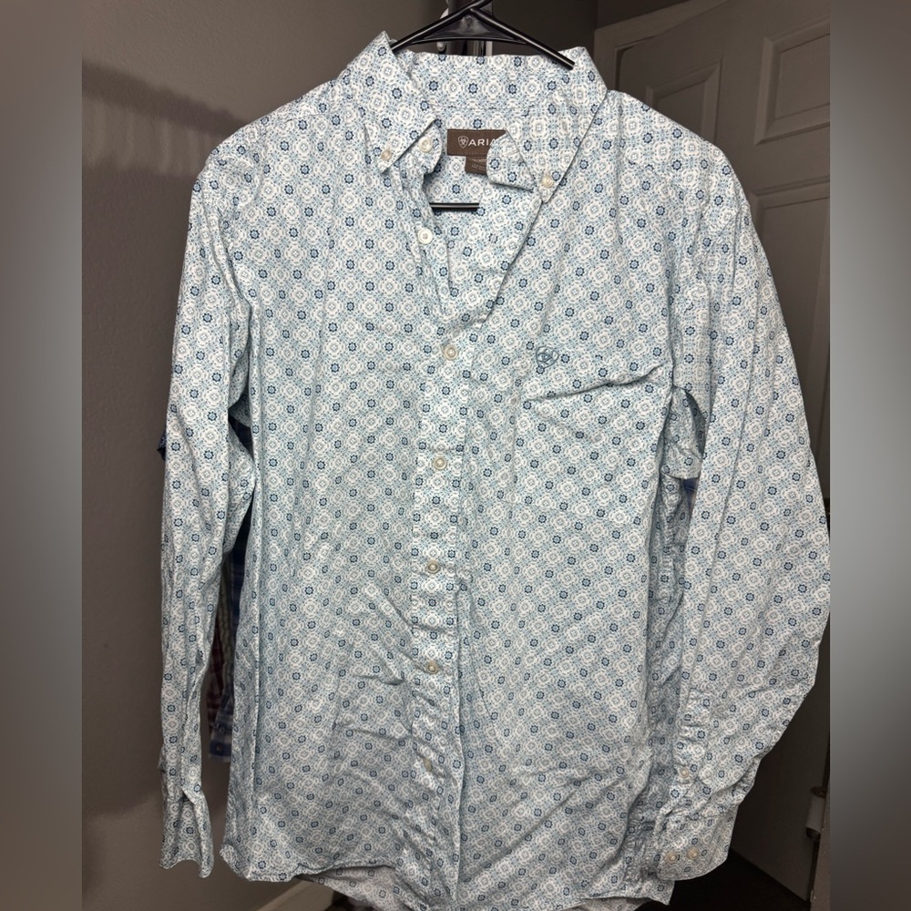 Ariat Men's Light Blue Geometric Button Down Shirt